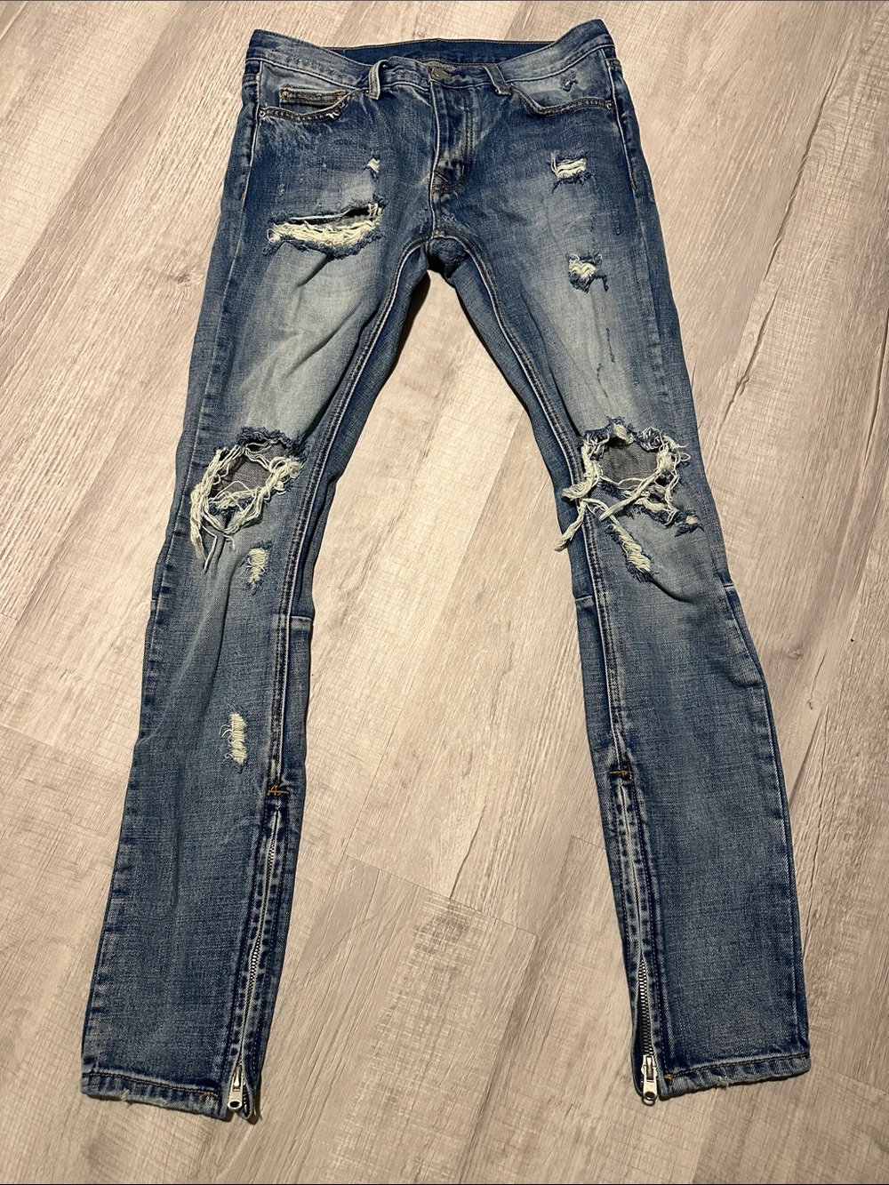 MNML Classic Light Blue Denim Jeans